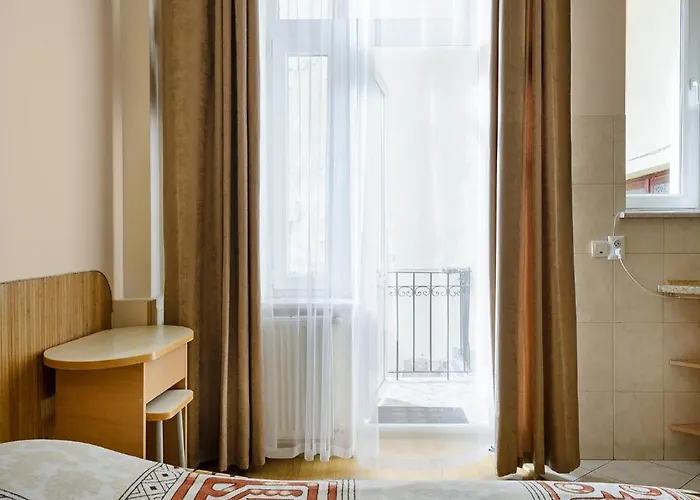 Appartement Cozy In The Center Lviv